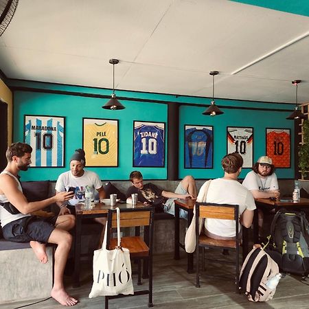 The 10 Club Hostel 통살라 외부 사진