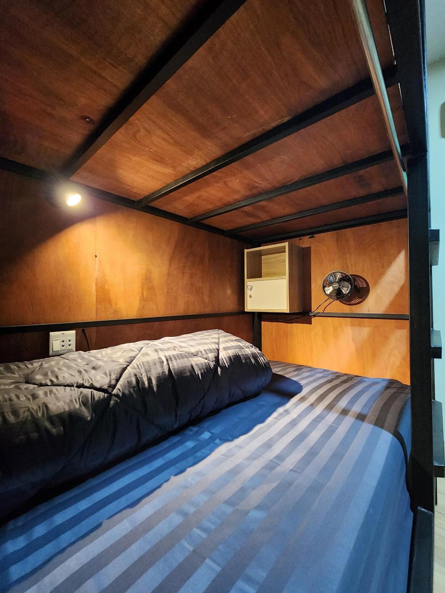 The 10 Club Hostel 통살라 외부 사진