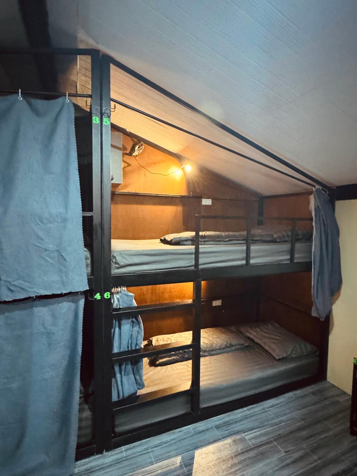 The 10 Club Hostel 통살라 외부 사진