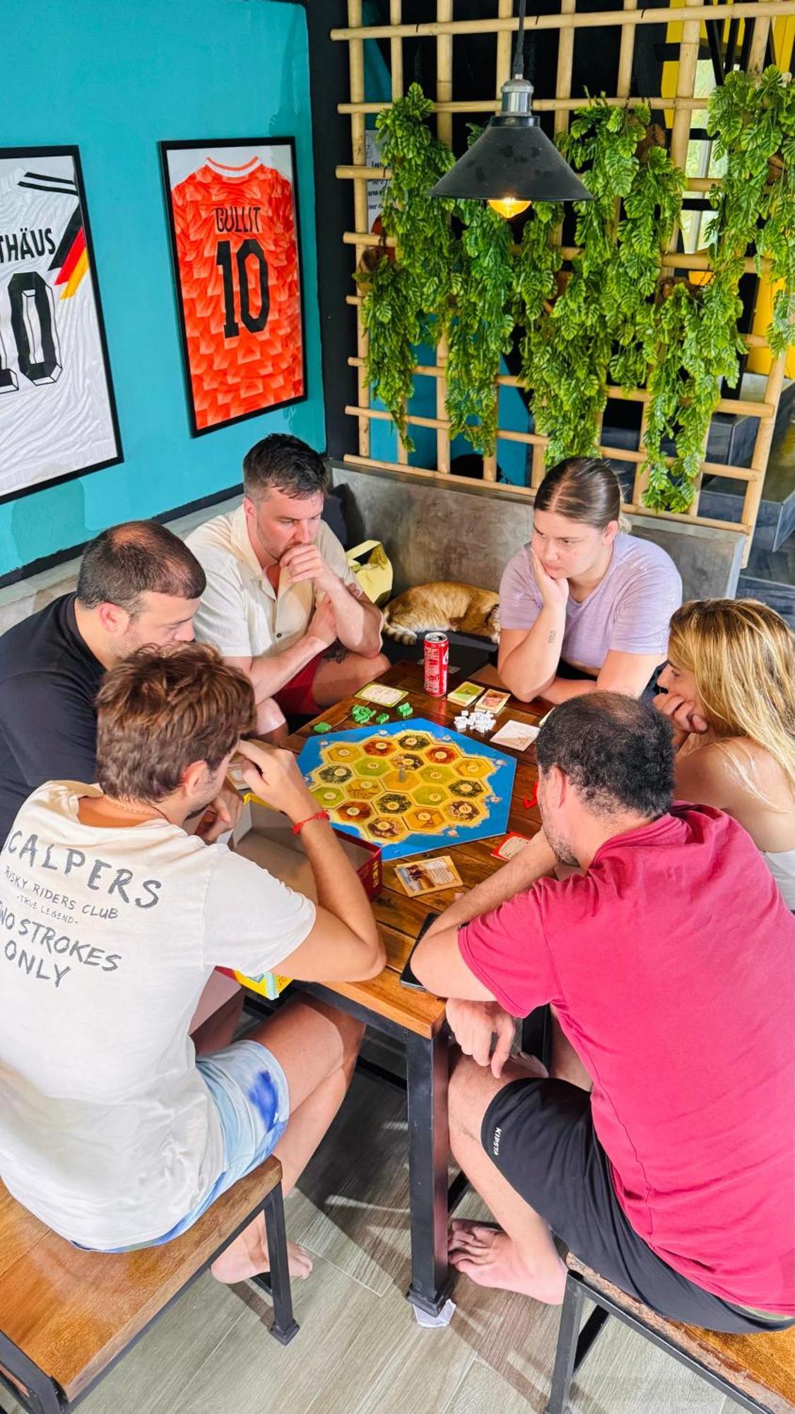 The 10 Club Hostel 통살라 외부 사진